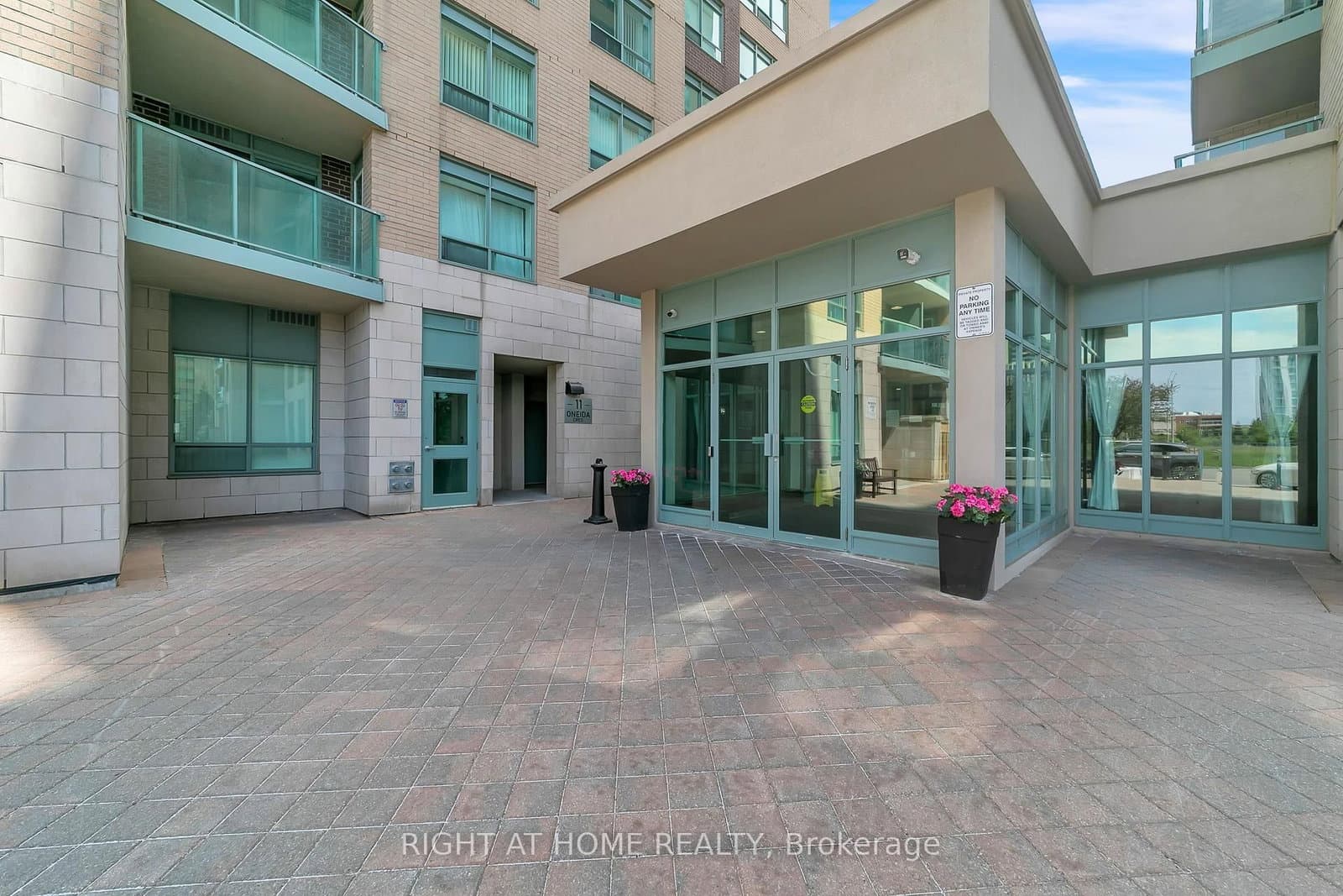 11 Oneida Crescent, Unit 1202 thumbnail 6