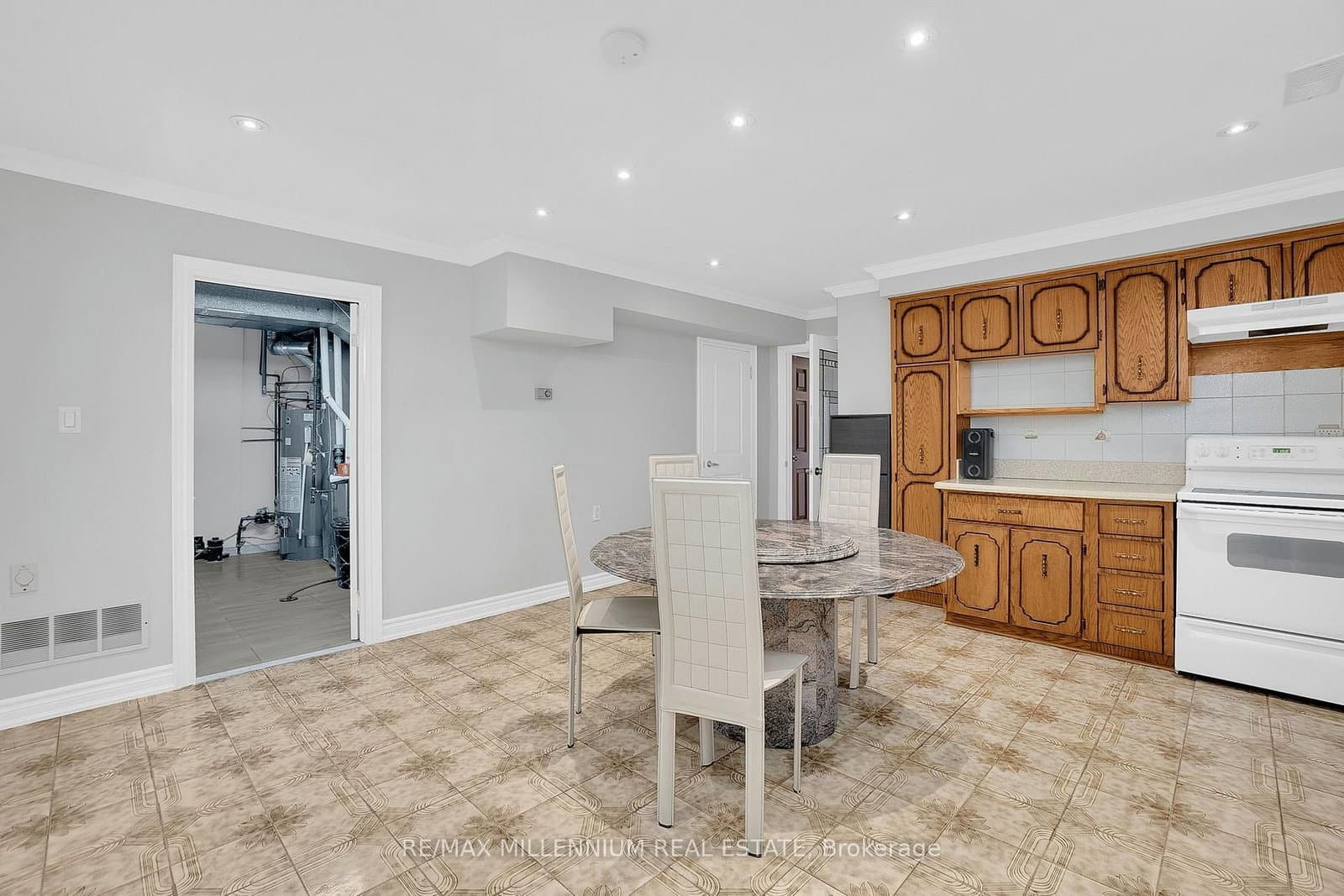 99 Willis Road, Unit Lower thumbnail 4