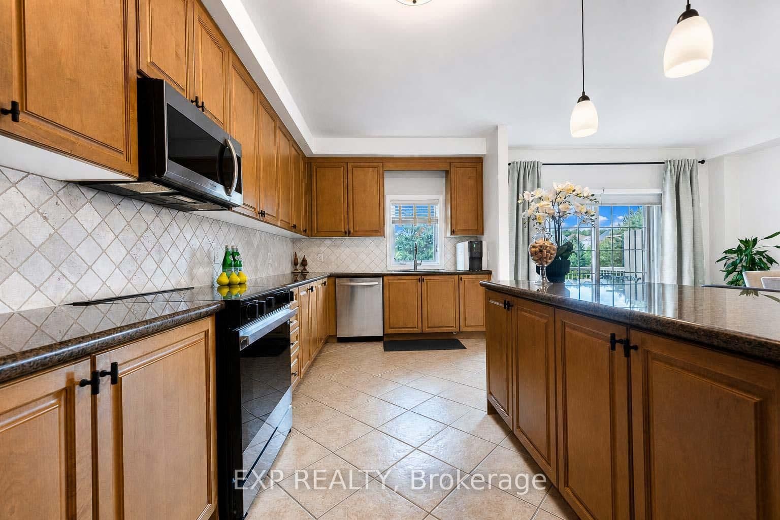 8900 Bathurst Street, Unit 9 thumbnail 22