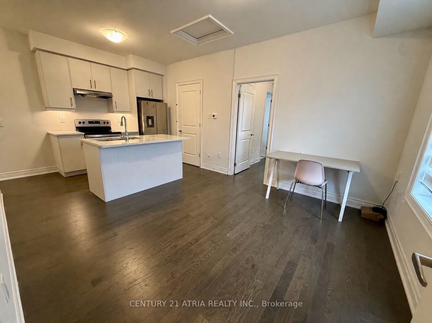 10 Fred Lablanc Drive, Unit Coach Hse thumbnail 3