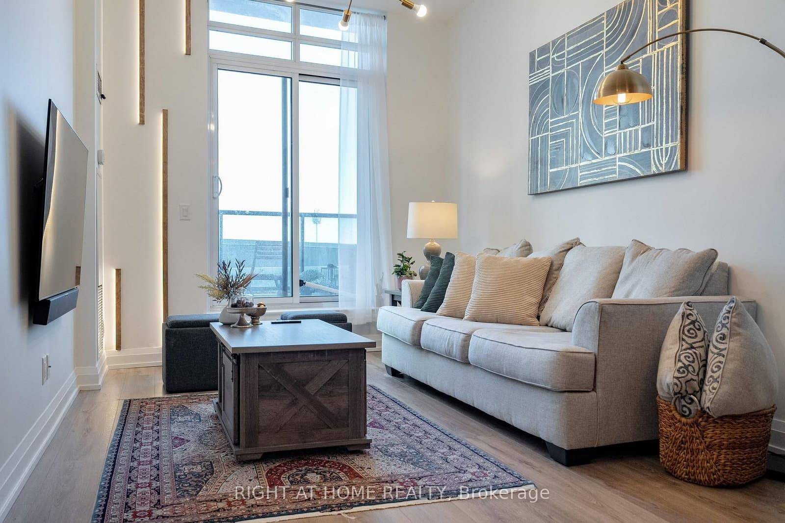 7171 Yonge Street, Unit 306 thumbnail 14