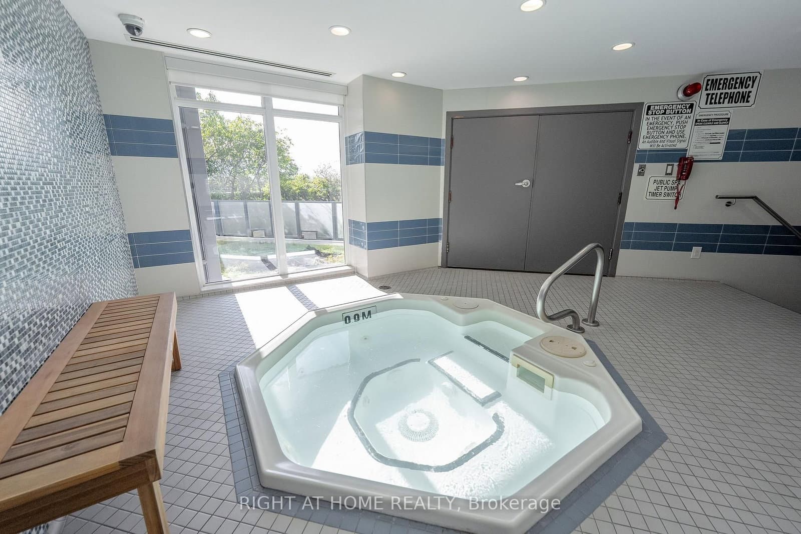 7171 Yonge Street, Unit 306 thumbnail 20