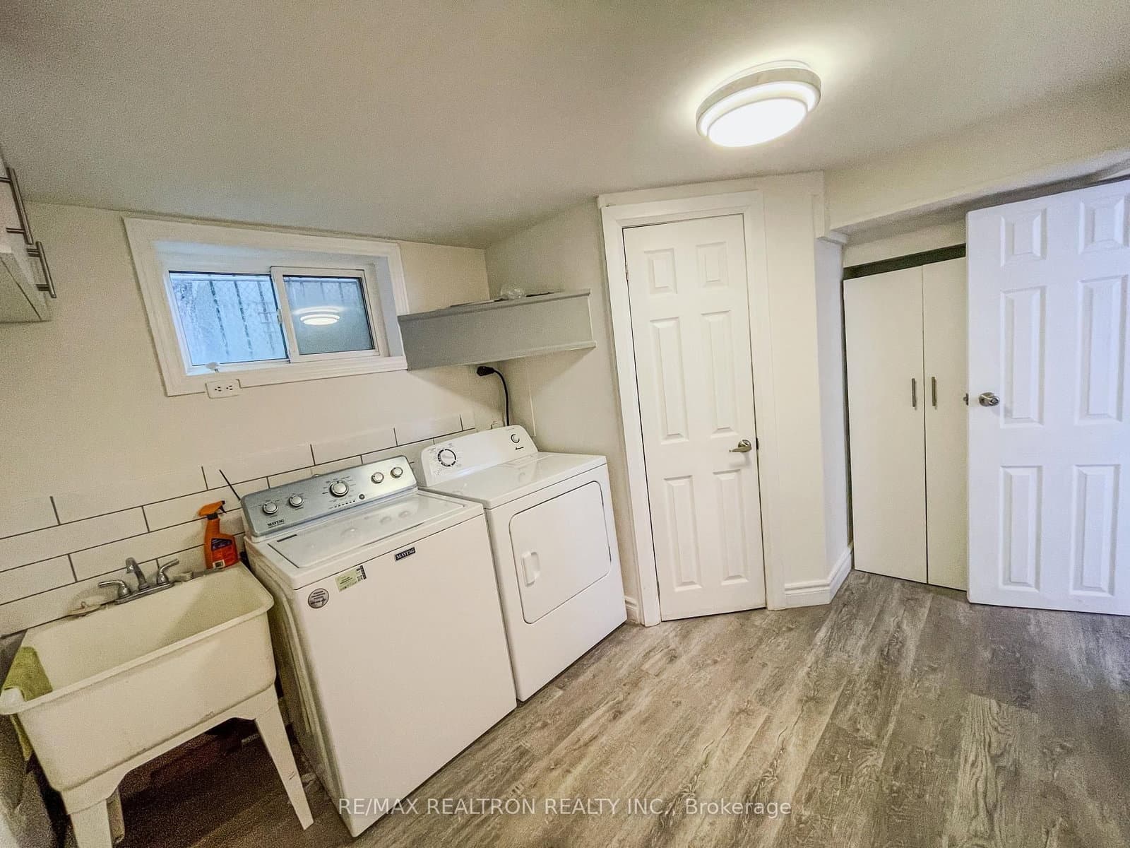 52 Glen Cameron Road thumbnail 15