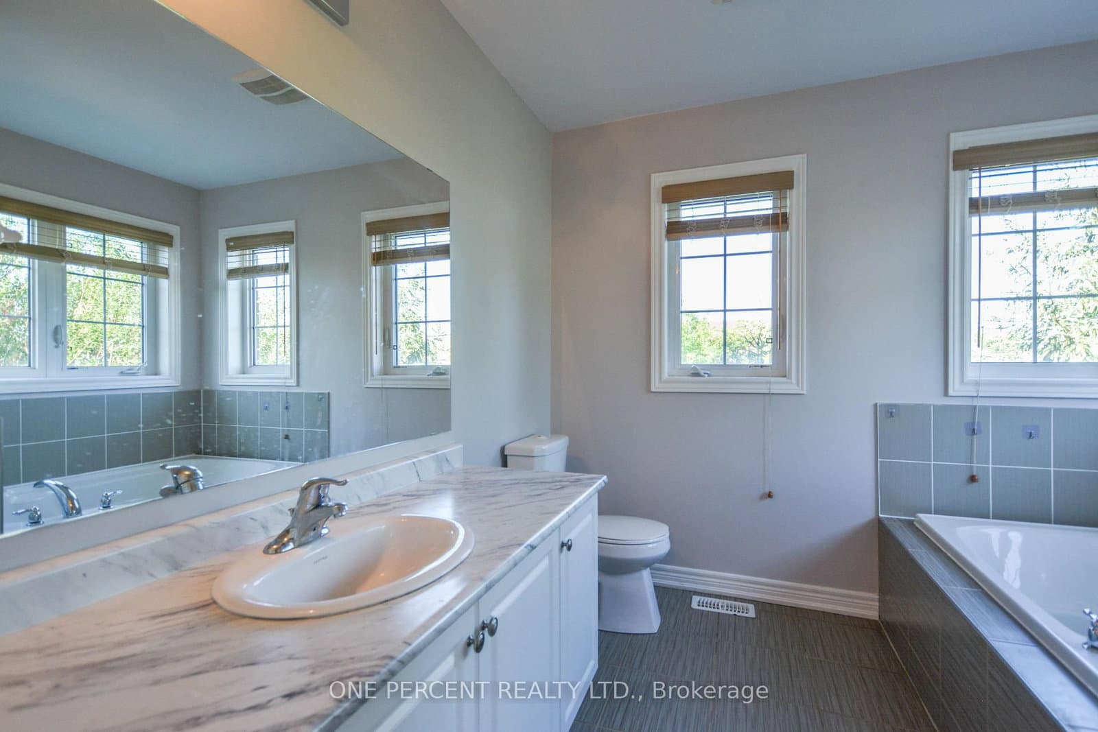 85 Benjamin Hood Crescent thumbnail 20