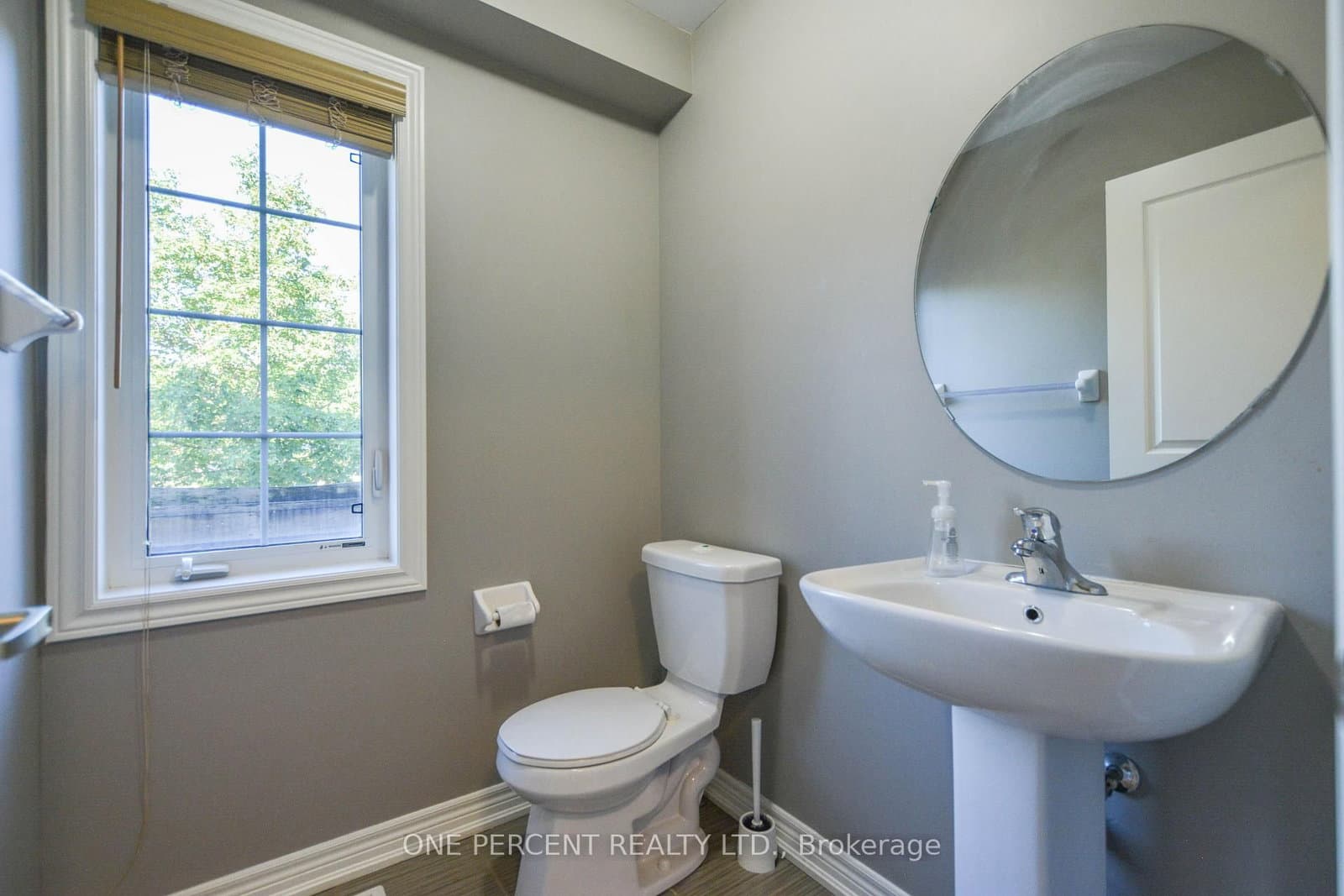 85 Benjamin Hood Crescent thumbnail 5