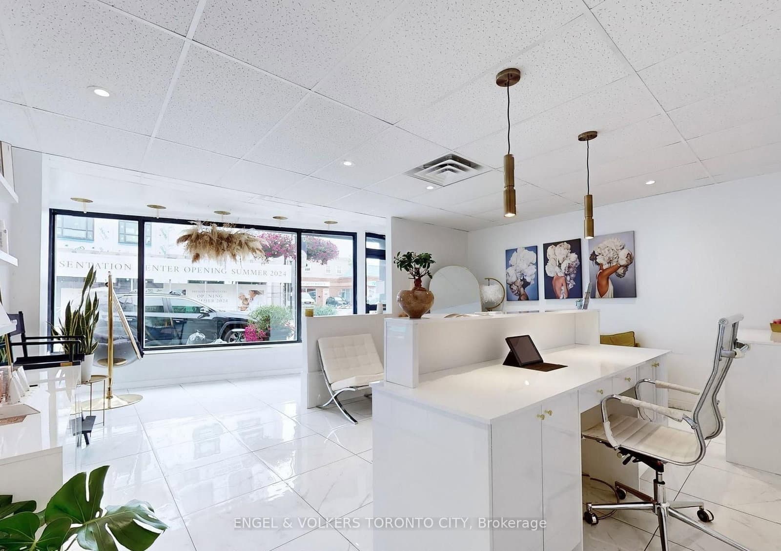 15187 Yonge Street thumbnail 10