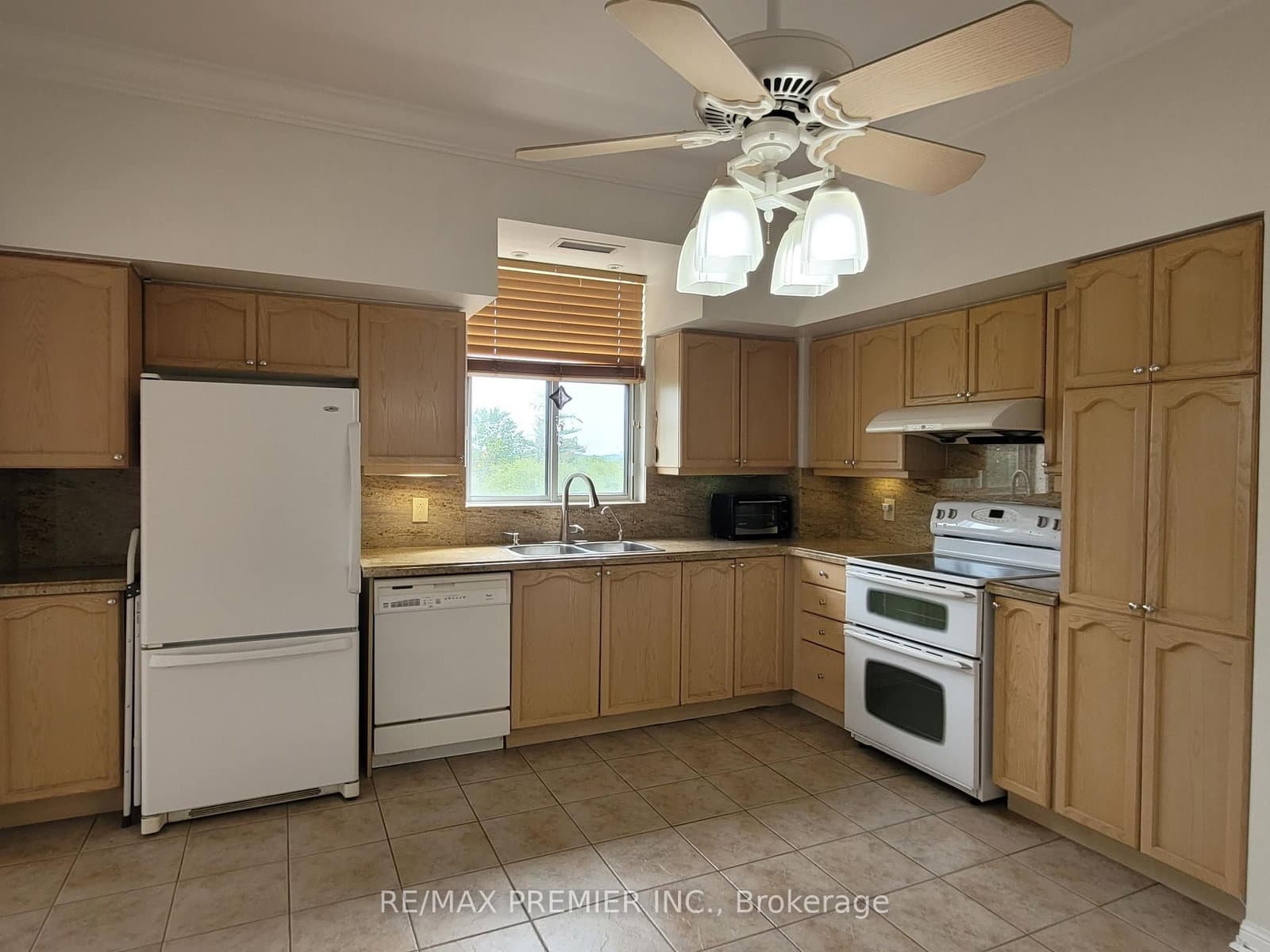 2506 Rutherford Road, Unit 502 thumbnail 11