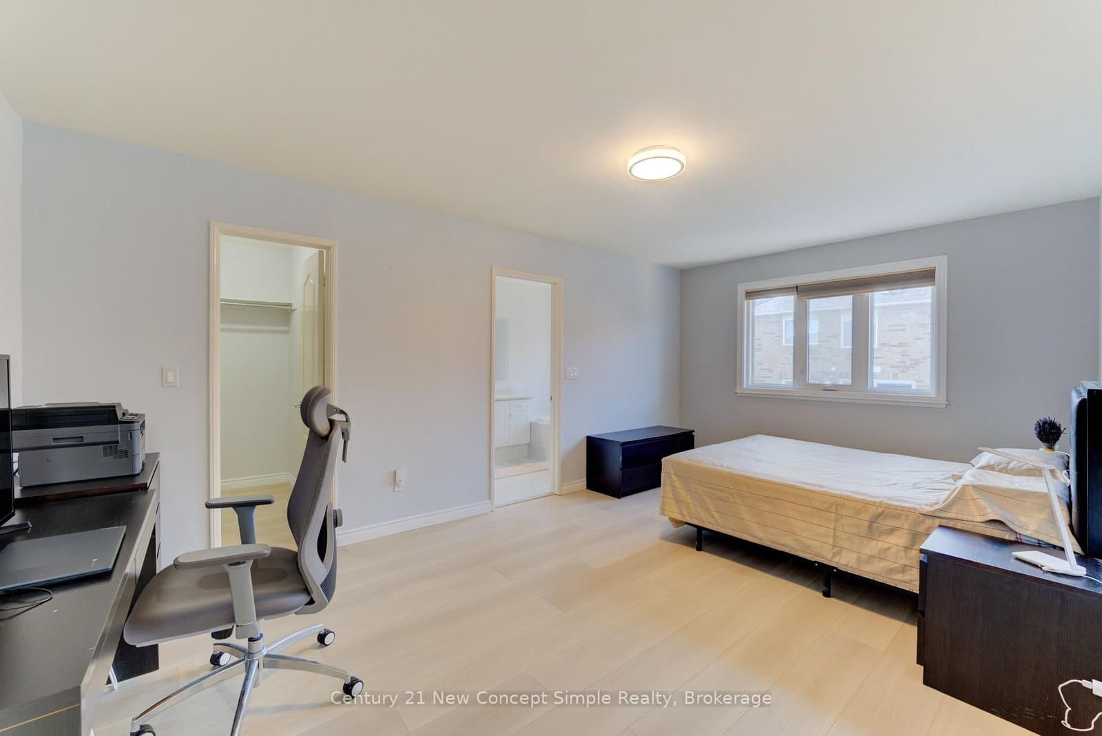 18 Castlemore Avenue thumbnail 15