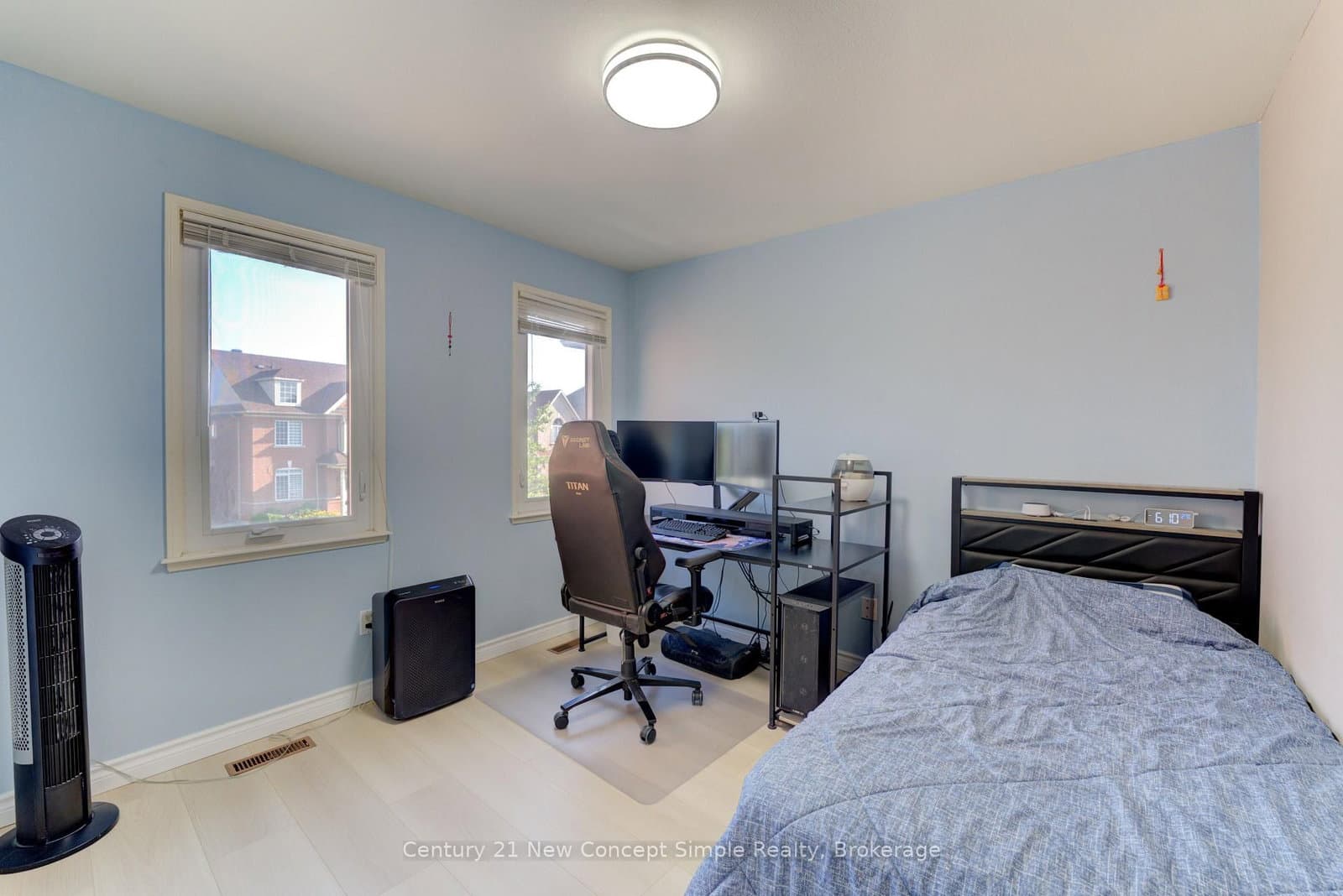 18 Castlemore Avenue thumbnail 21