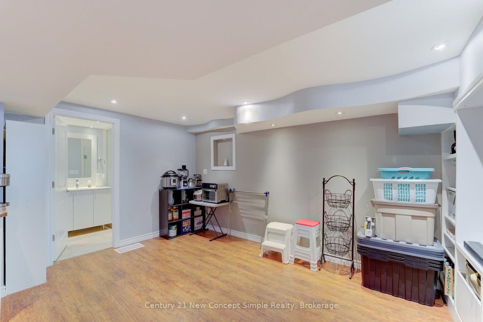 18 Castlemore Avenue thumbnail 26