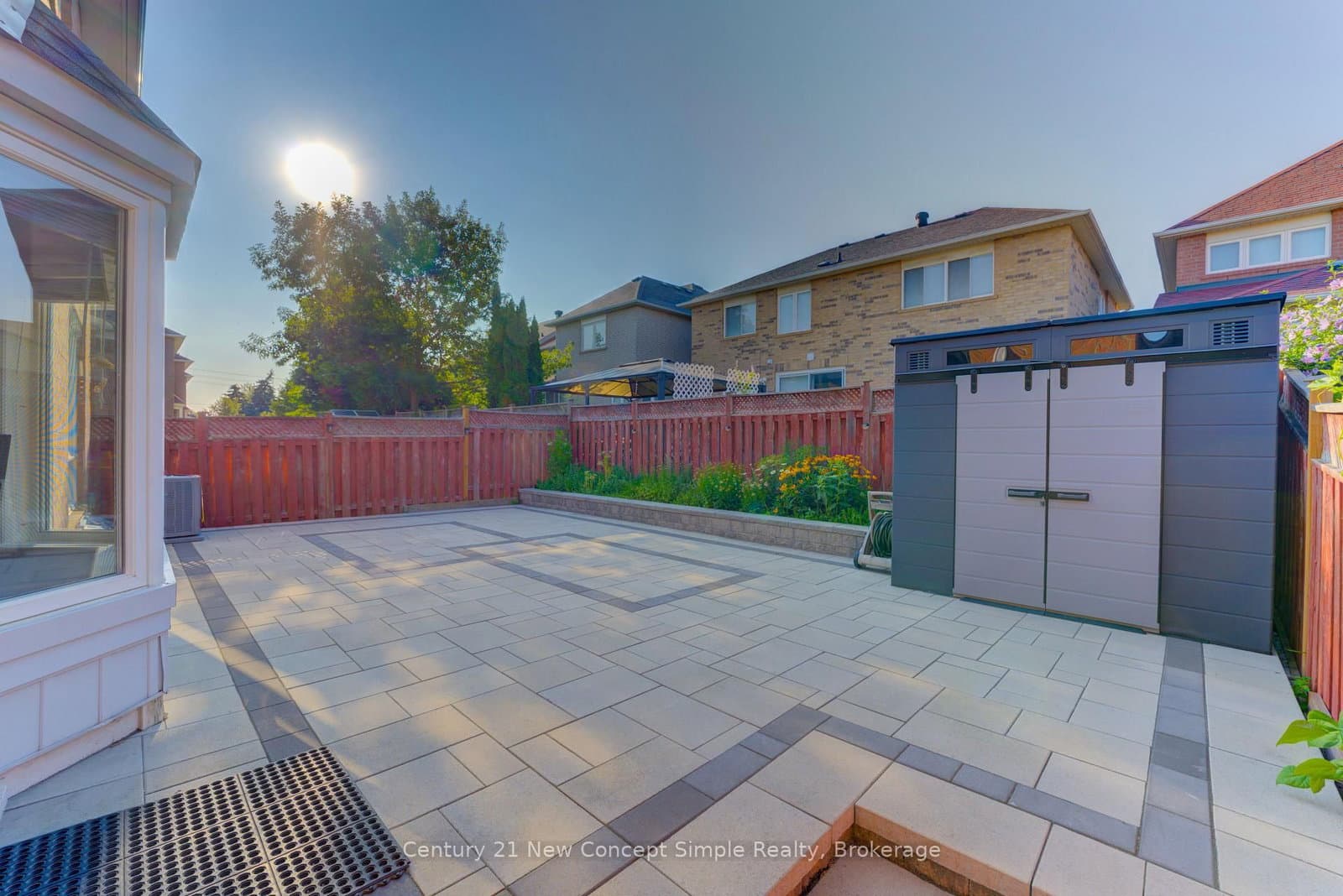 18 Castlemore Avenue thumbnail 34