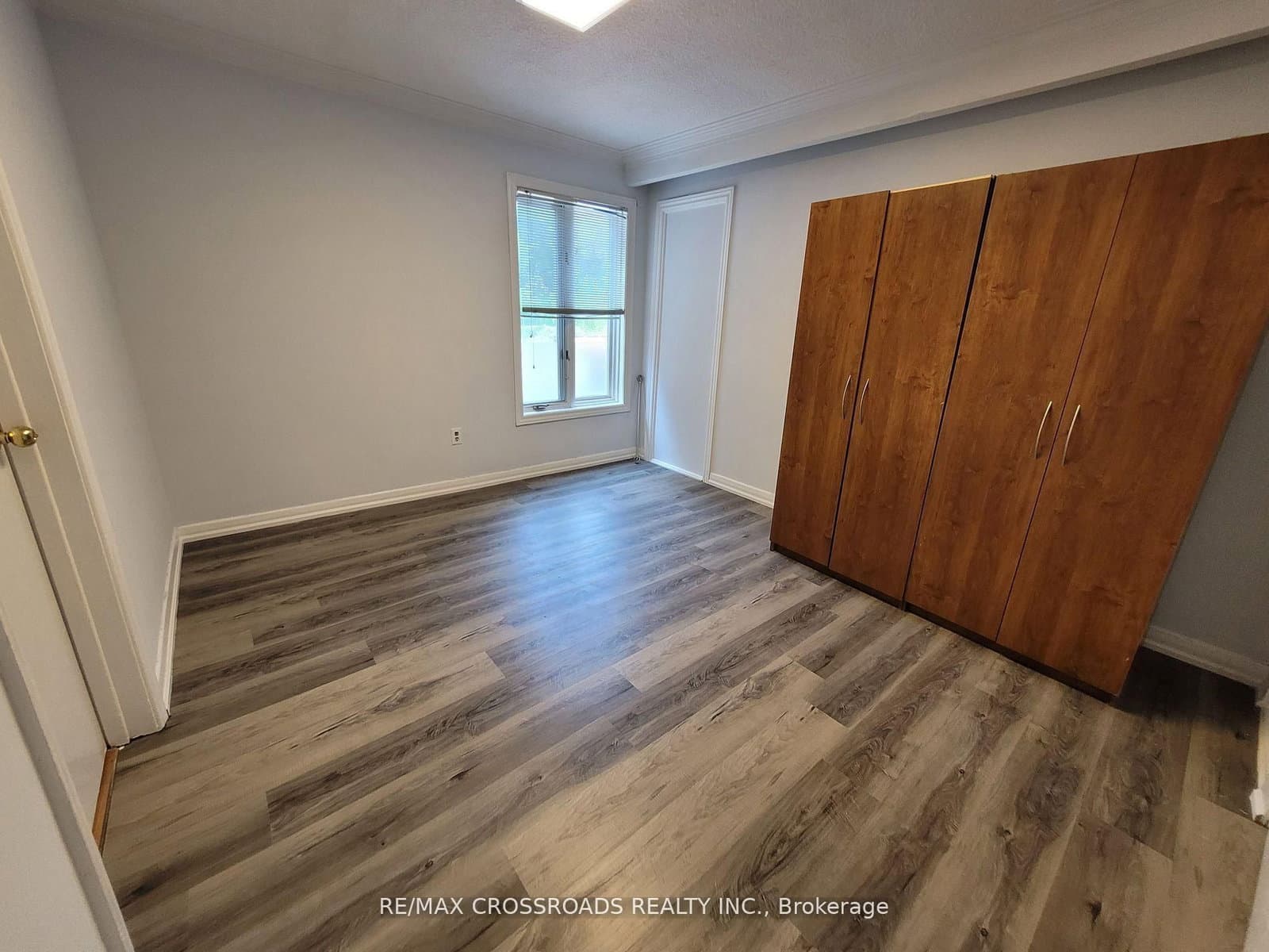 124 Major Mackenzie Drive E, Unit Main thumbnail 2