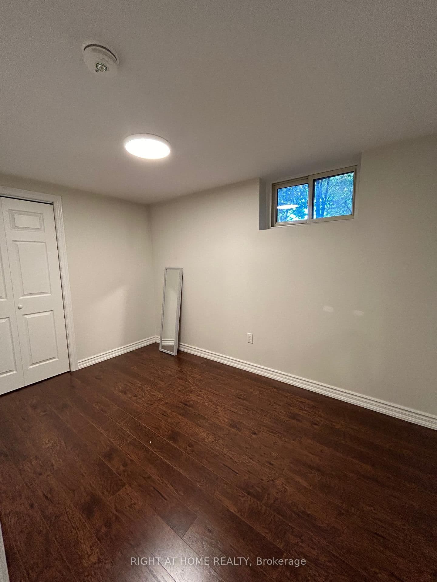 36 Aurora Heights Drive thumbnail 3