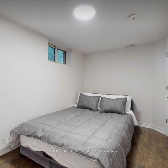 36 Aurora Heights Drive thumbnail 8