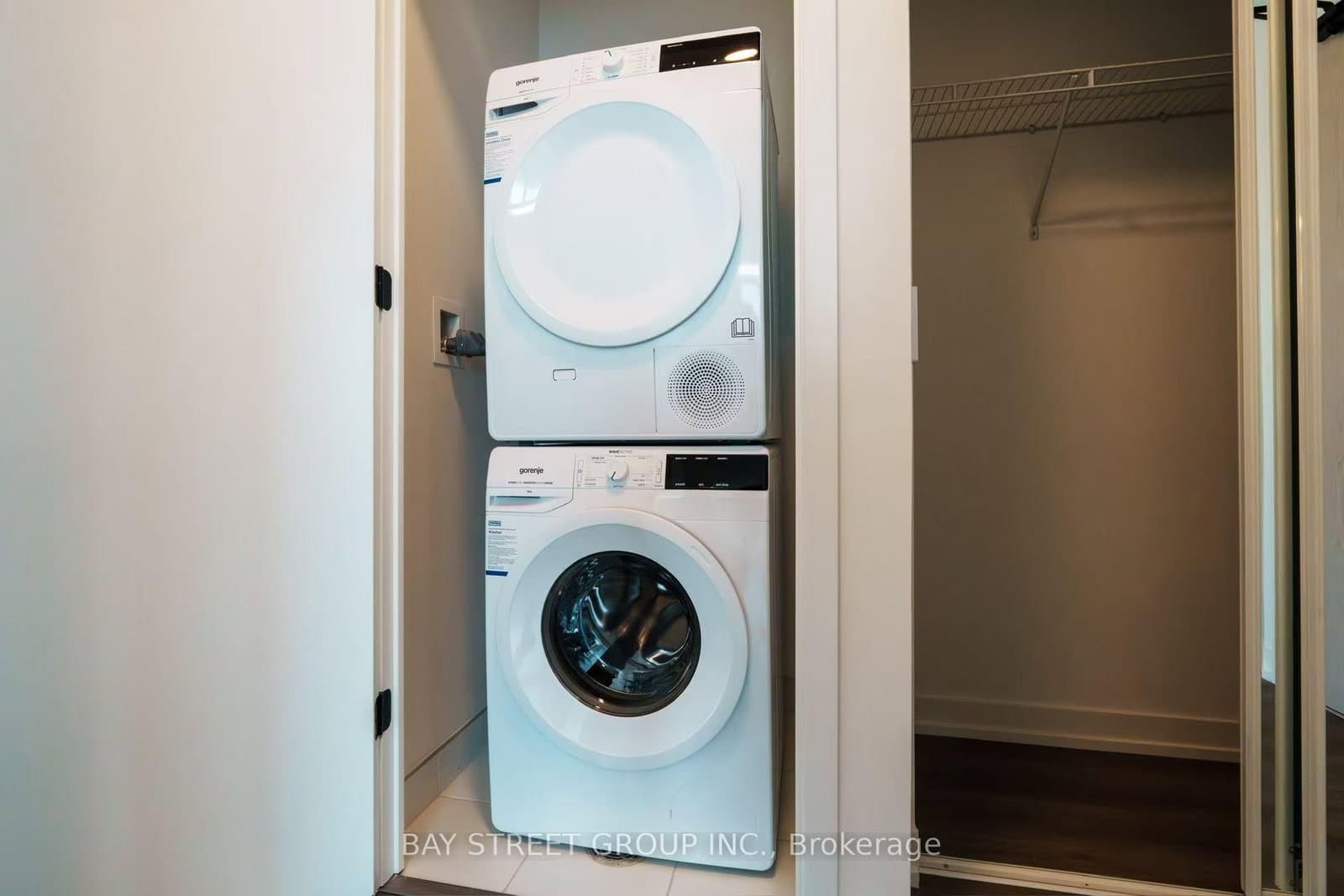 28 Interchange Way, Unit 1105 thumbnail 10