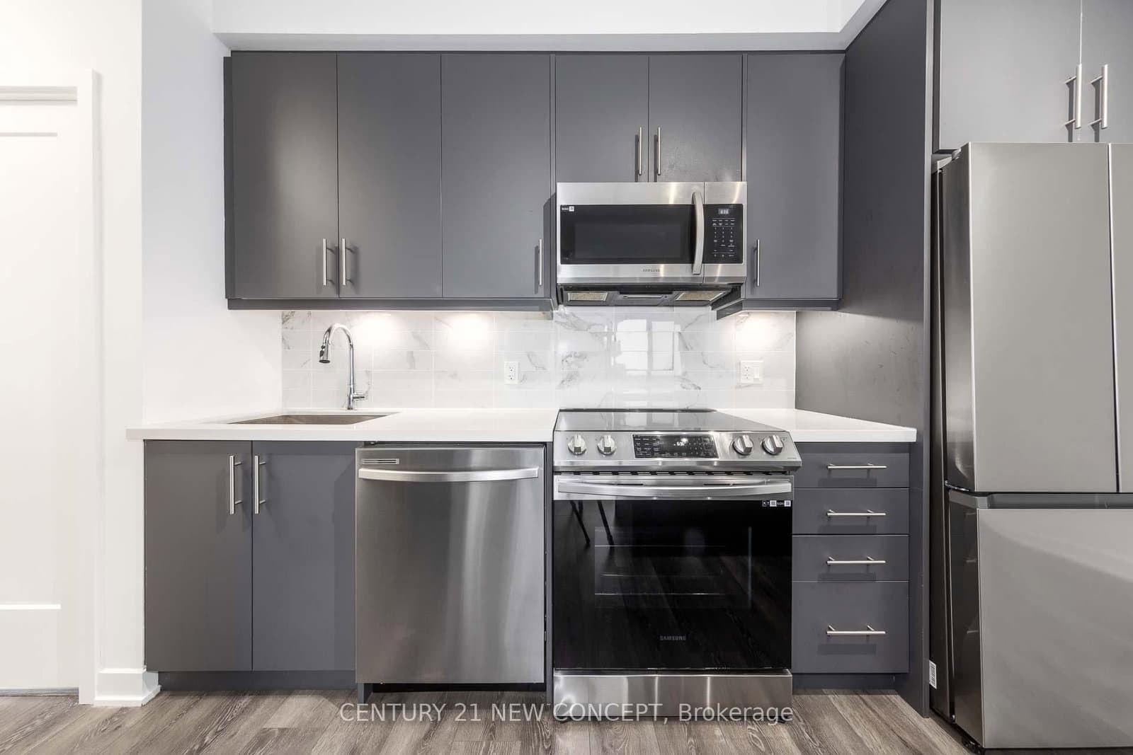 105 Oneida Crescent, Unit 1403 thumbnail 10