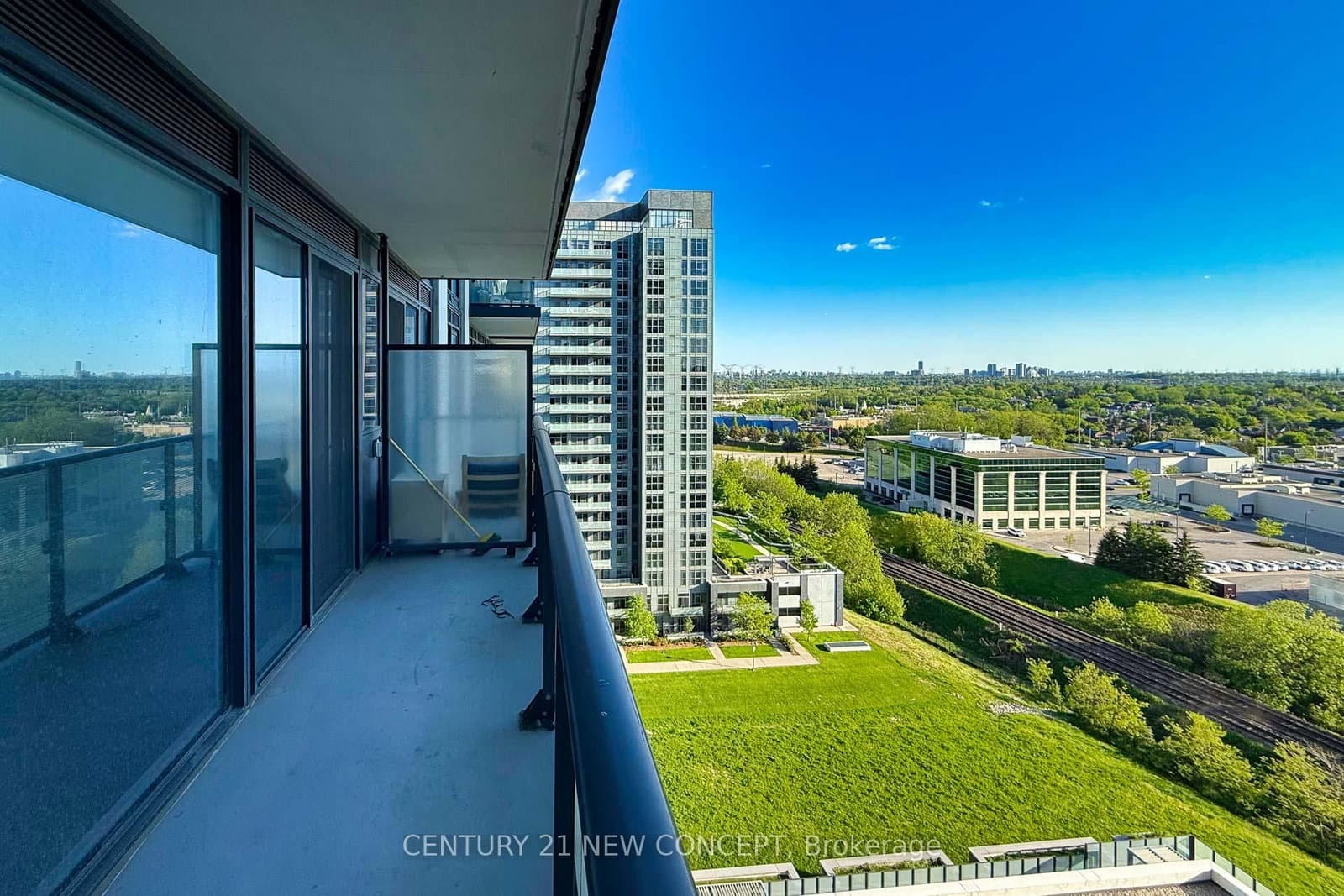 105 Oneida Crescent, Unit 1403 thumbnail 30