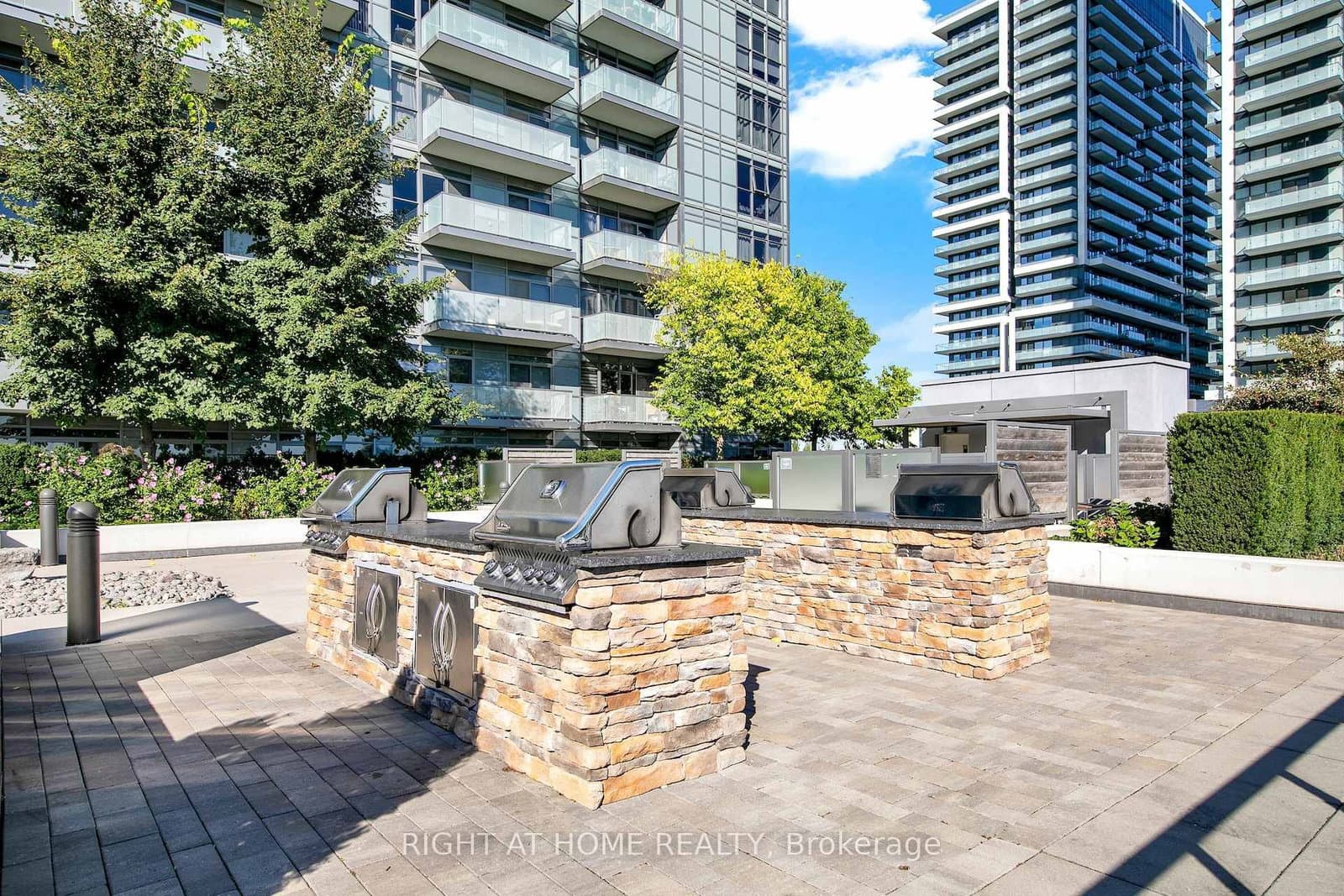 65 Oneida Crescent, Unit 903 thumbnail 27