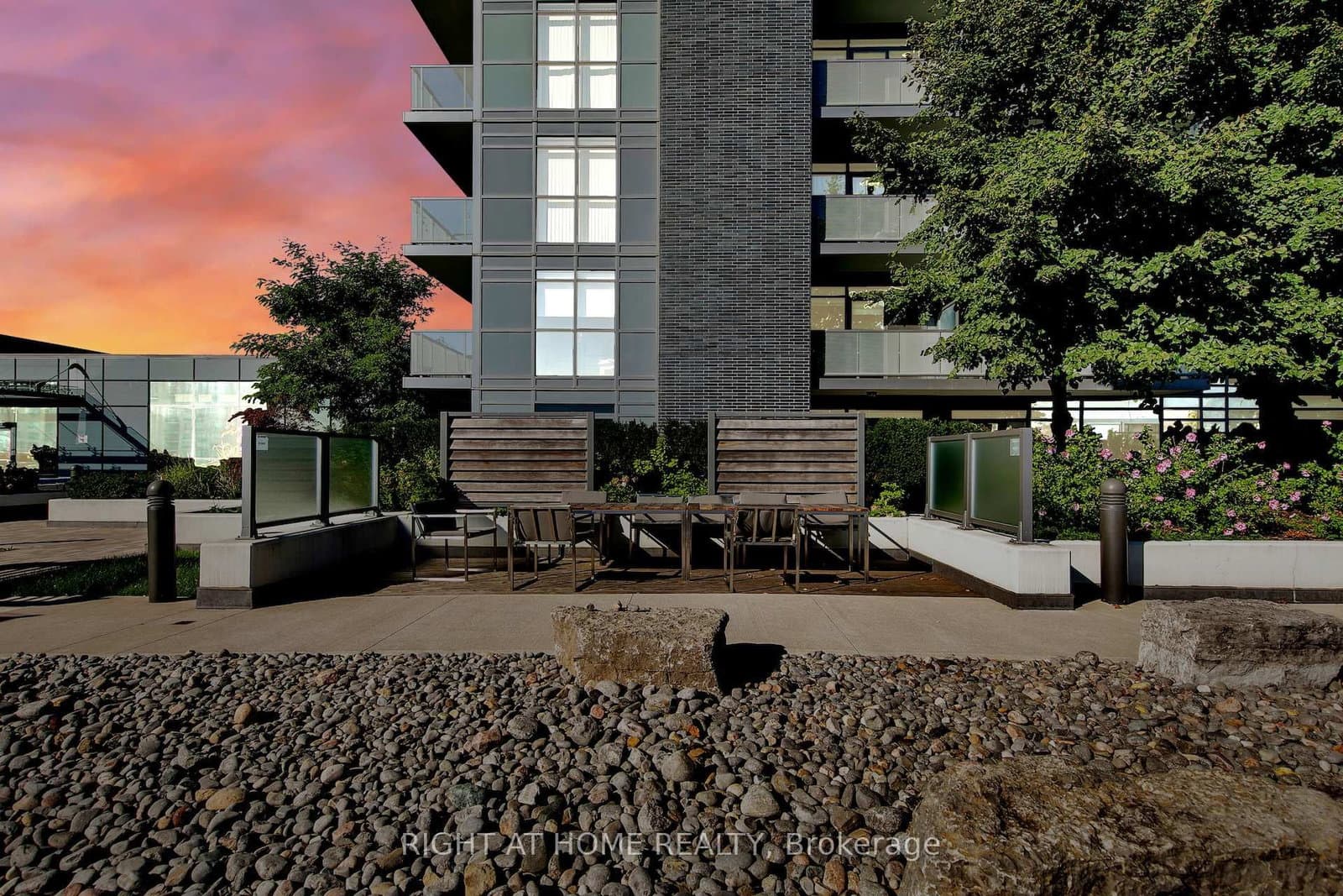 65 Oneida Crescent, Unit 903 thumbnail 31