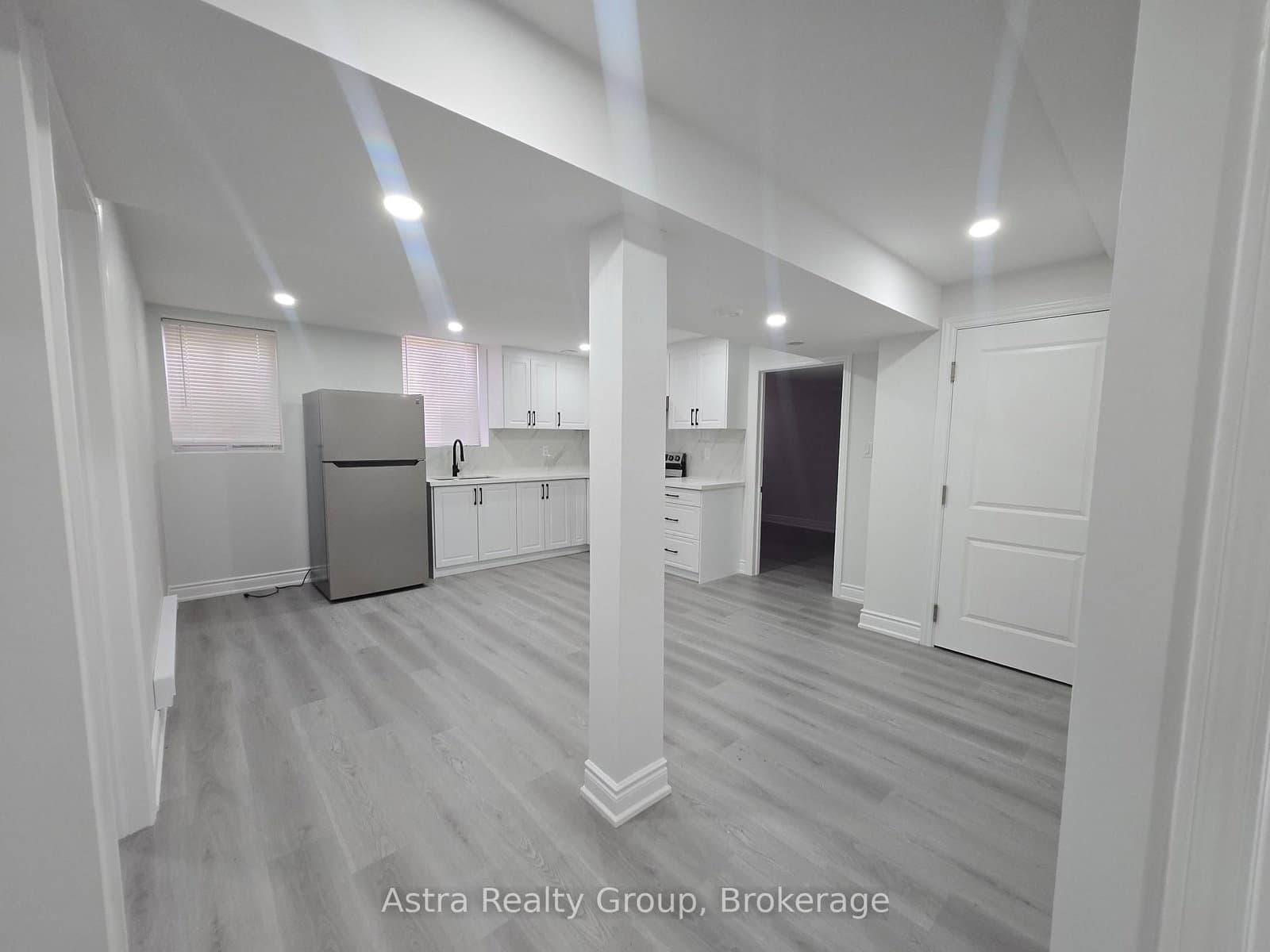 105 Coldwell Bay Circle thumbnail 16