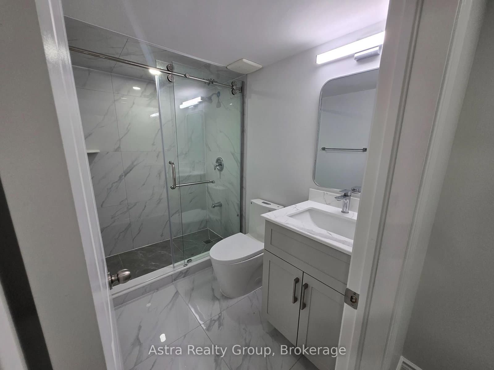 105 Coldwell Bay Circle thumbnail 17