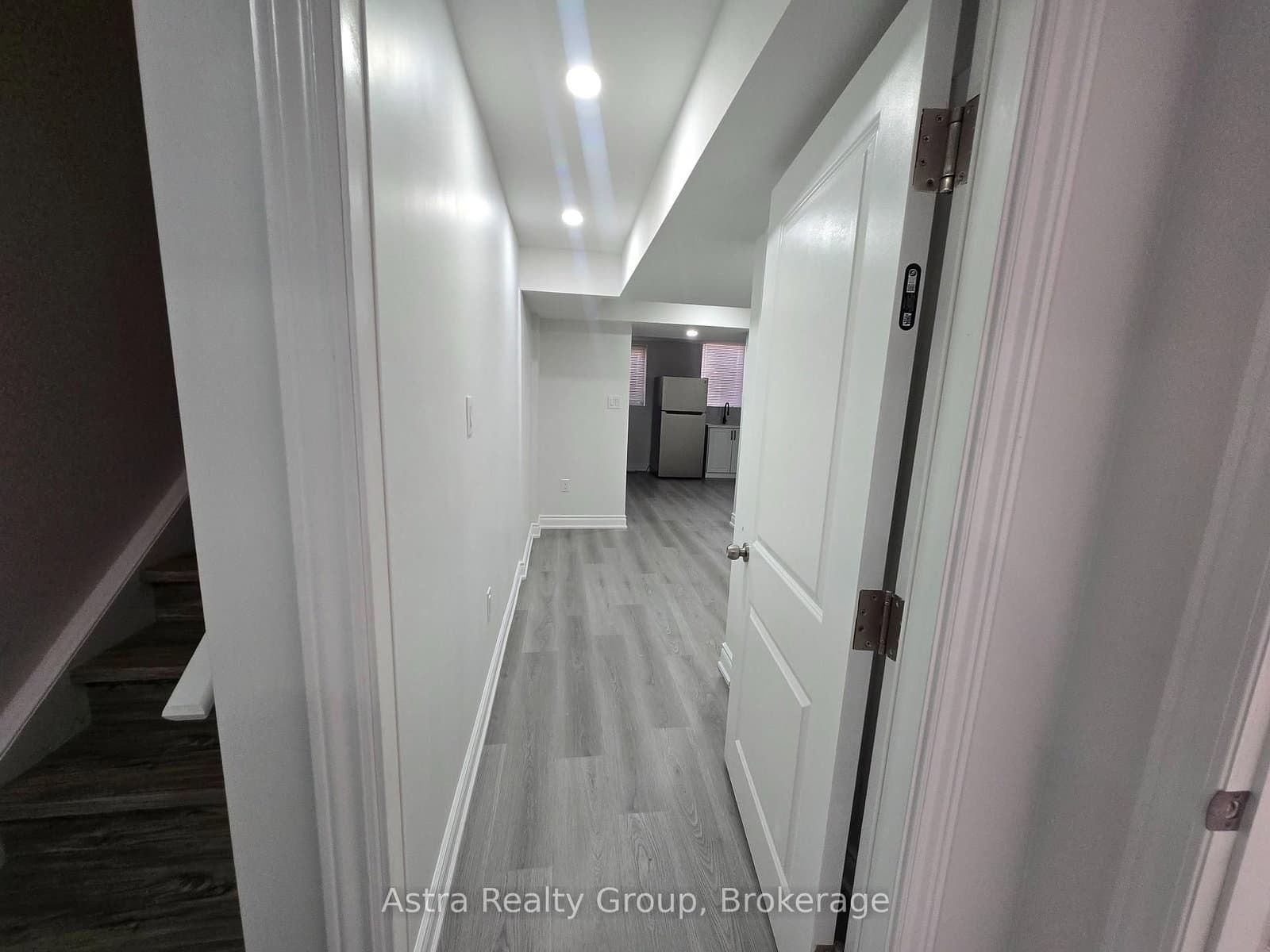 105 Coldwell Bay Circle thumbnail 20