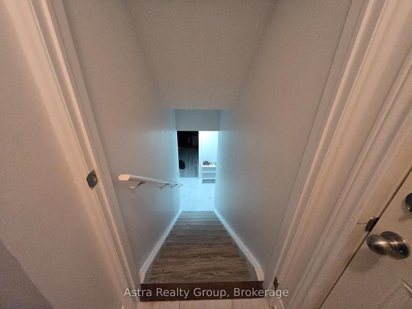 105 Coldwell Bay Circle thumbnail 24