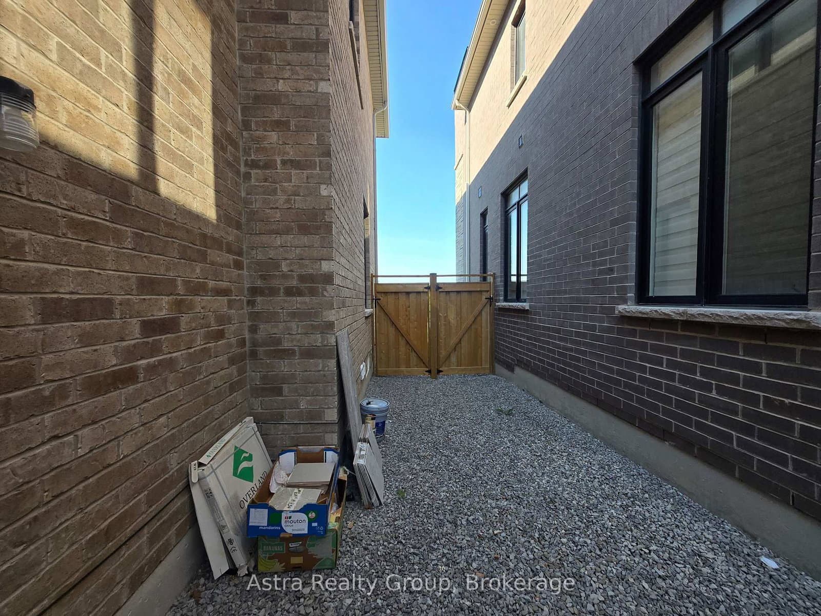 105 Coldwell Bay Circle thumbnail 25