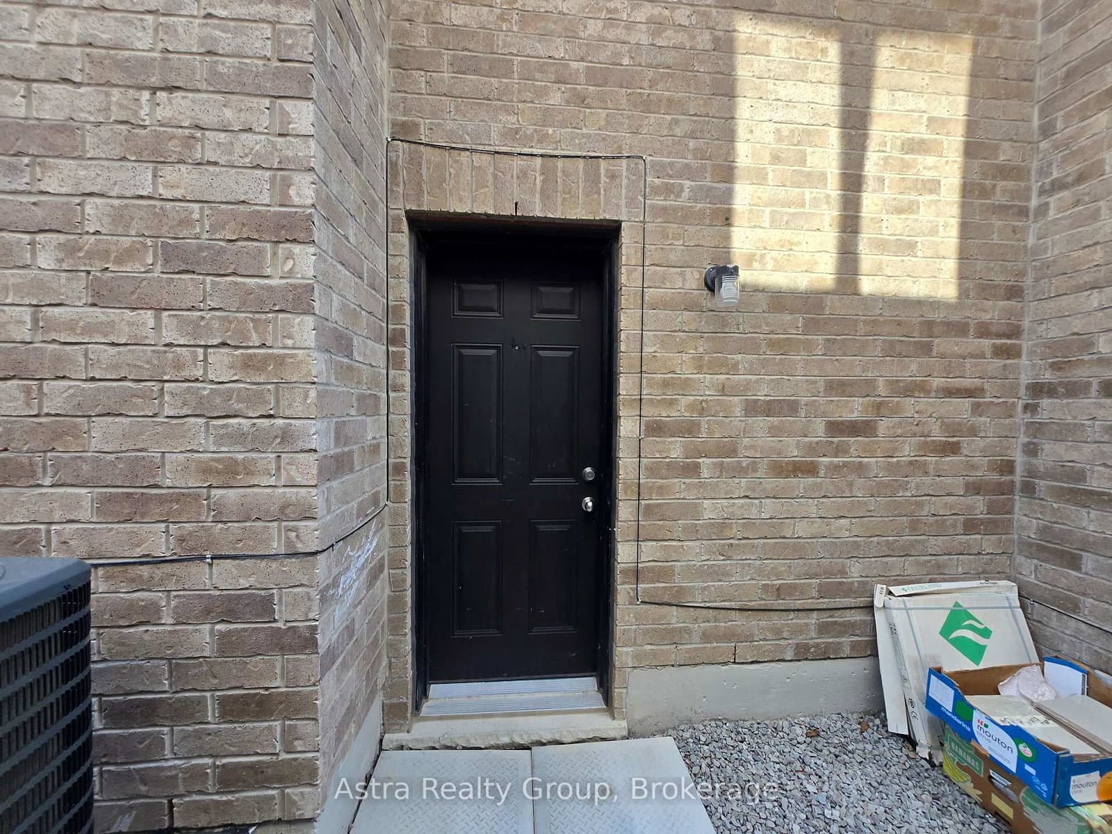 105 Coldwell Bay Circle thumbnail 26