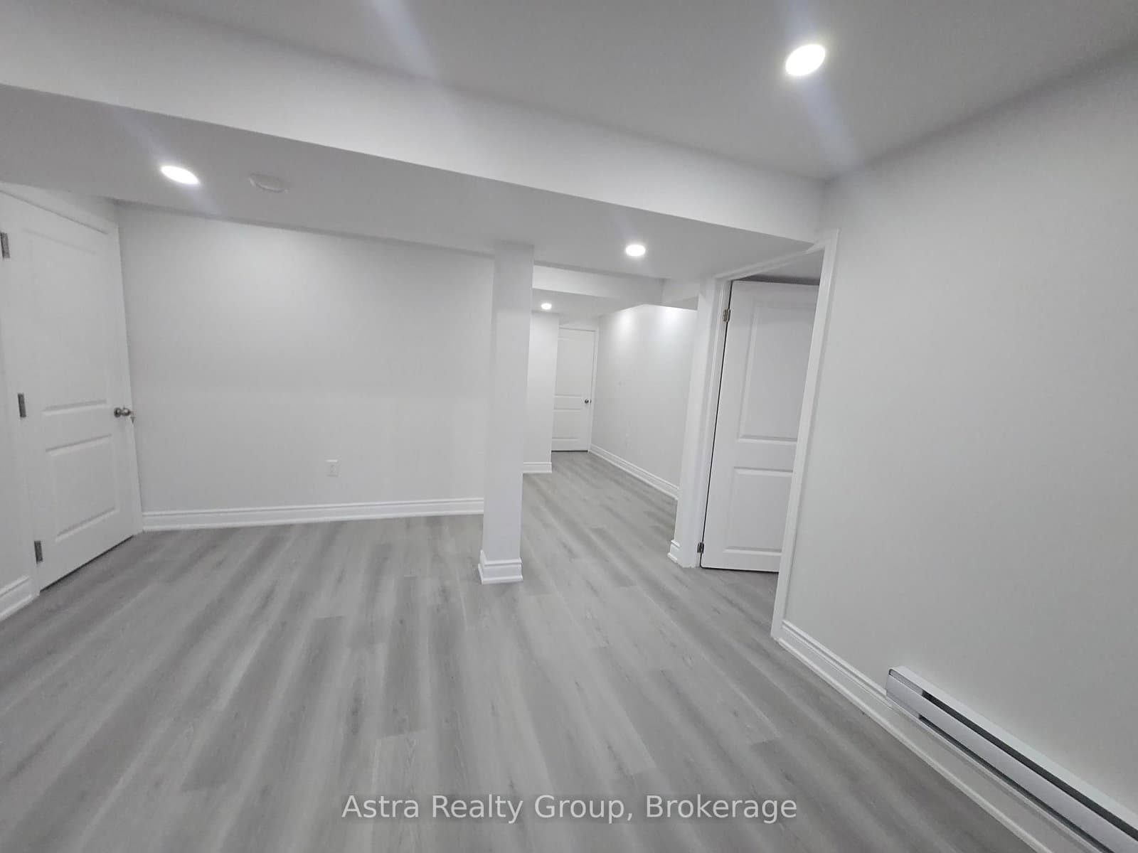 105 Coldwell Bay Circle thumbnail 5