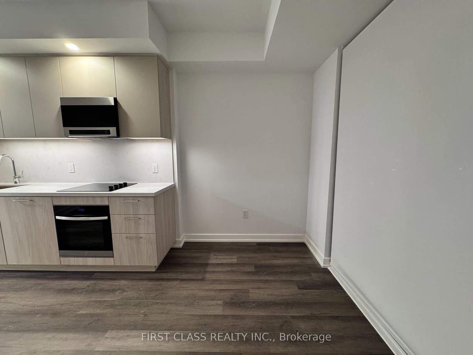 2851 Highway 7 Road E, Unit 806A thumbnail 3