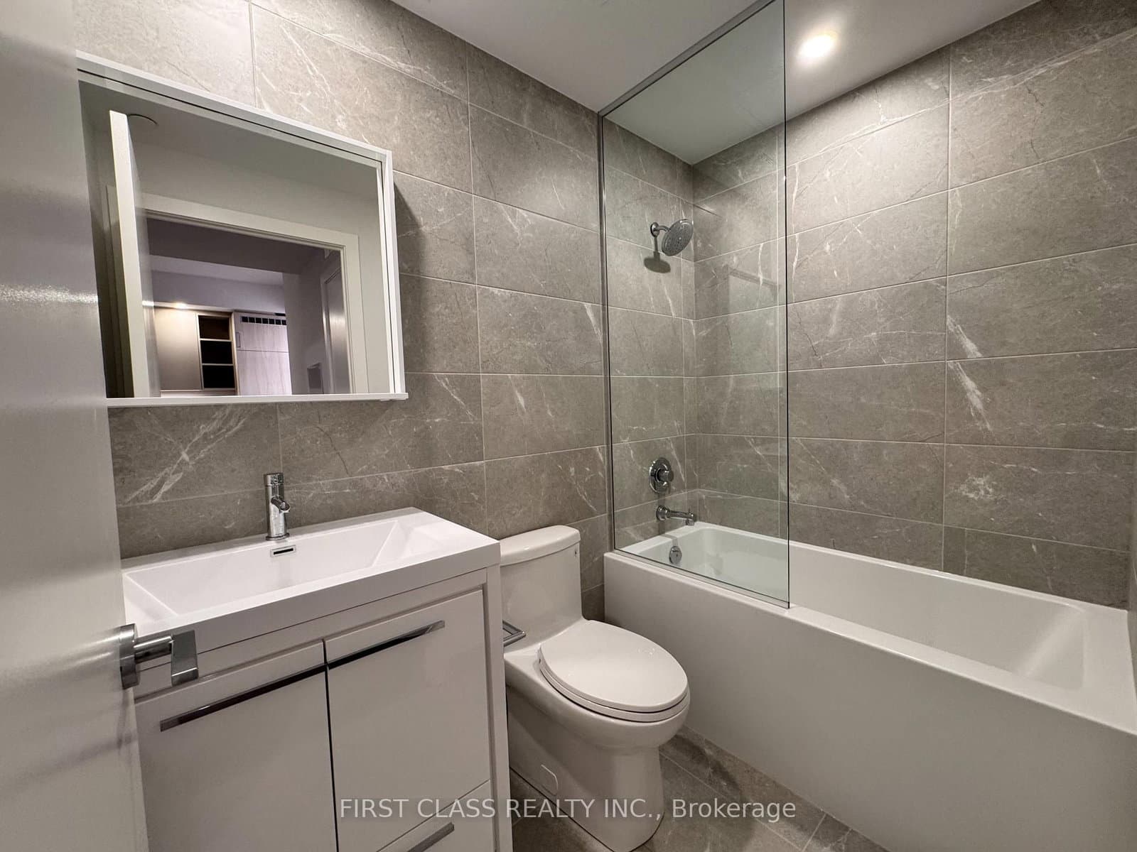 2851 Highway 7 Road E, Unit 806A thumbnail 5