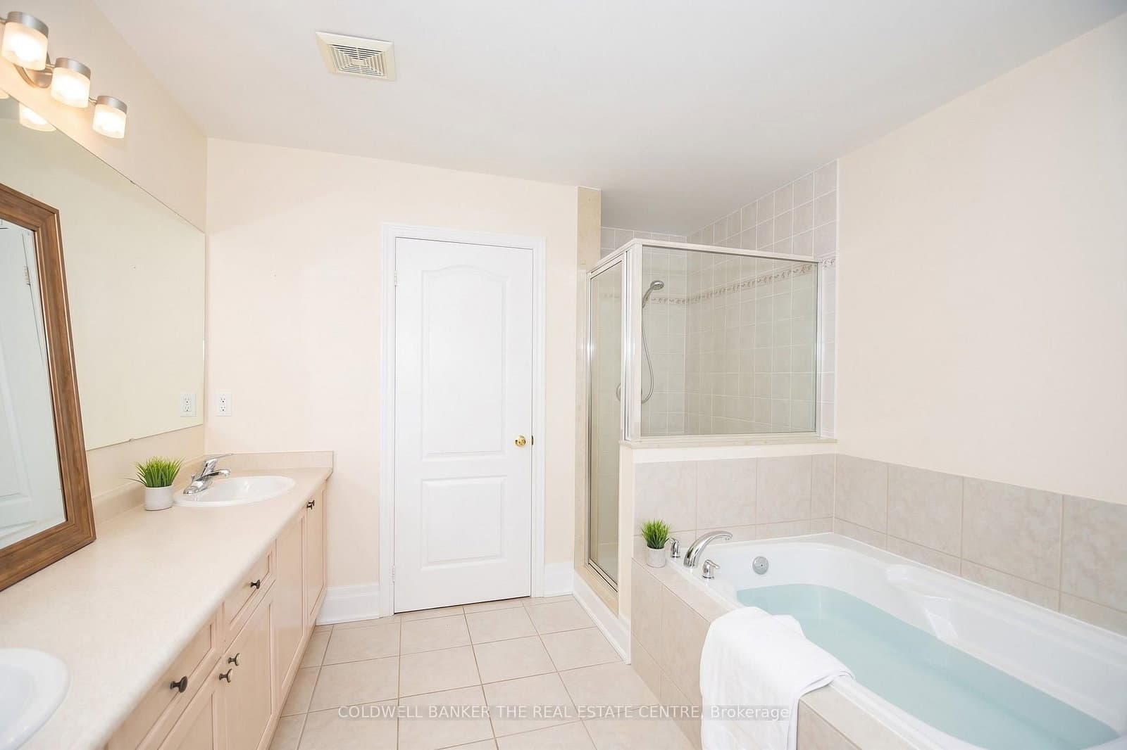 304 Tower Hill Road thumbnail 19