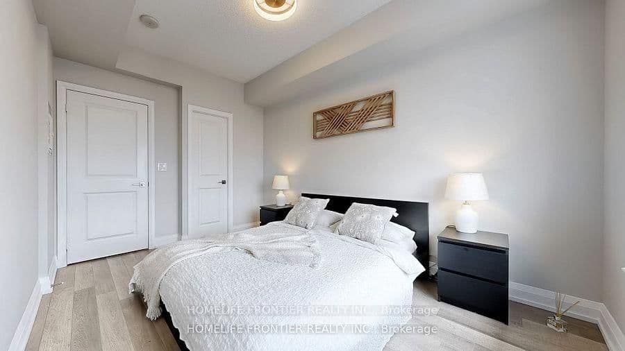 7161 YONGE Street, Unit 2528 thumbnail 19