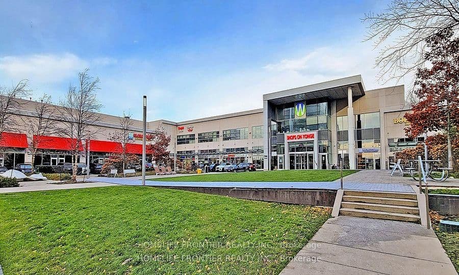 7161 YONGE Street, Unit 2528 thumbnail 32