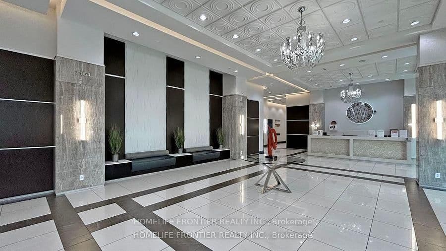 7161 YONGE Street, Unit 2528 thumbnail 4