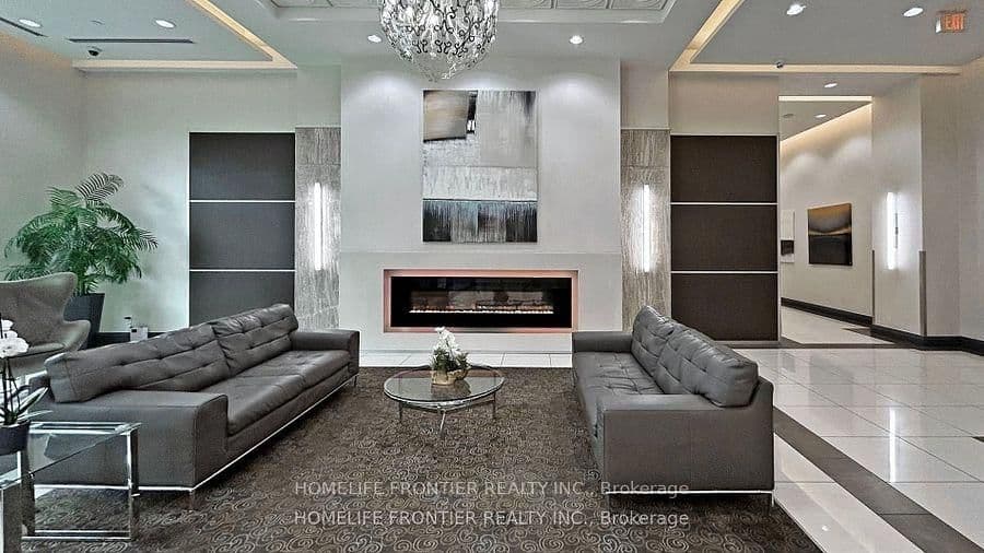 7161 YONGE Street, Unit 2528 thumbnail 5