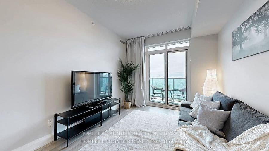 7161 YONGE Street, Unit 2528 thumbnail 8