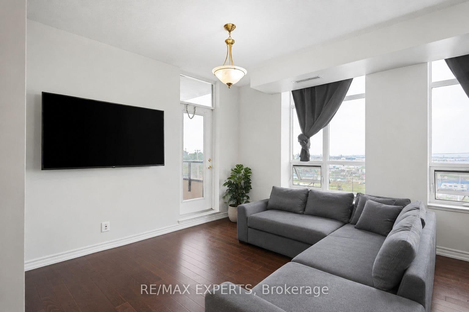 9225 Jane Street, Unit 614 thumbnail 10
