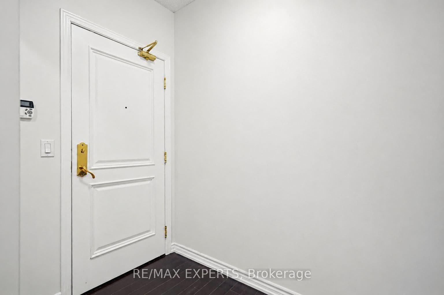 9225 Jane Street, Unit 614 thumbnail 6