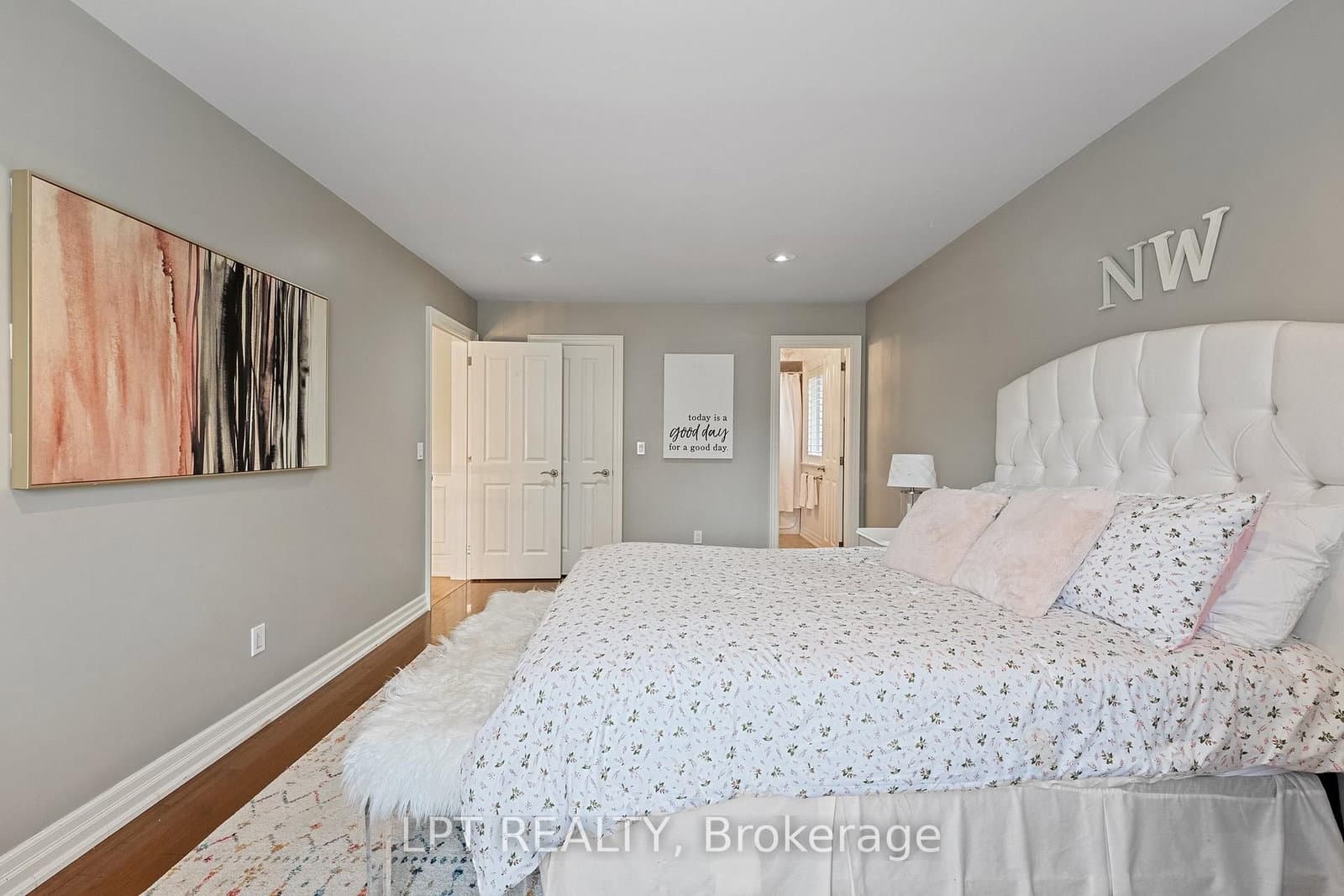 112 Tyler Street thumbnail 32