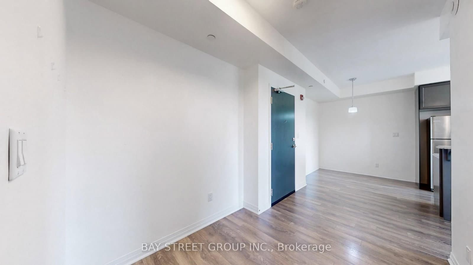 2 Adam Sellers Street, Unit 512 thumbnail 2