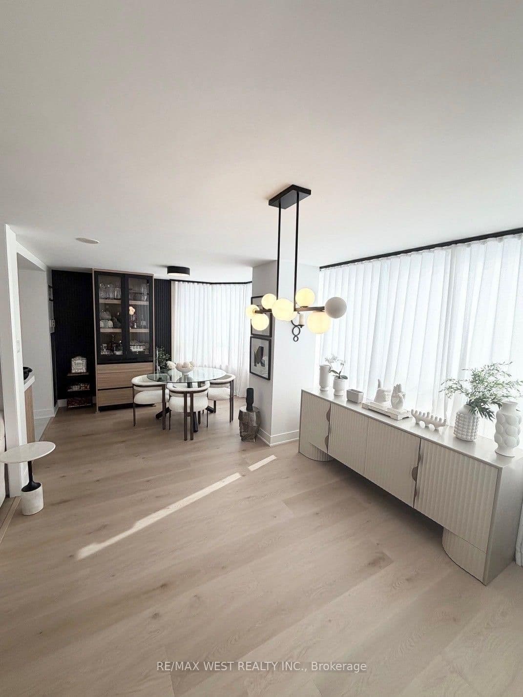 7 Townsgate Drive, Unit 1408 thumbnail 19