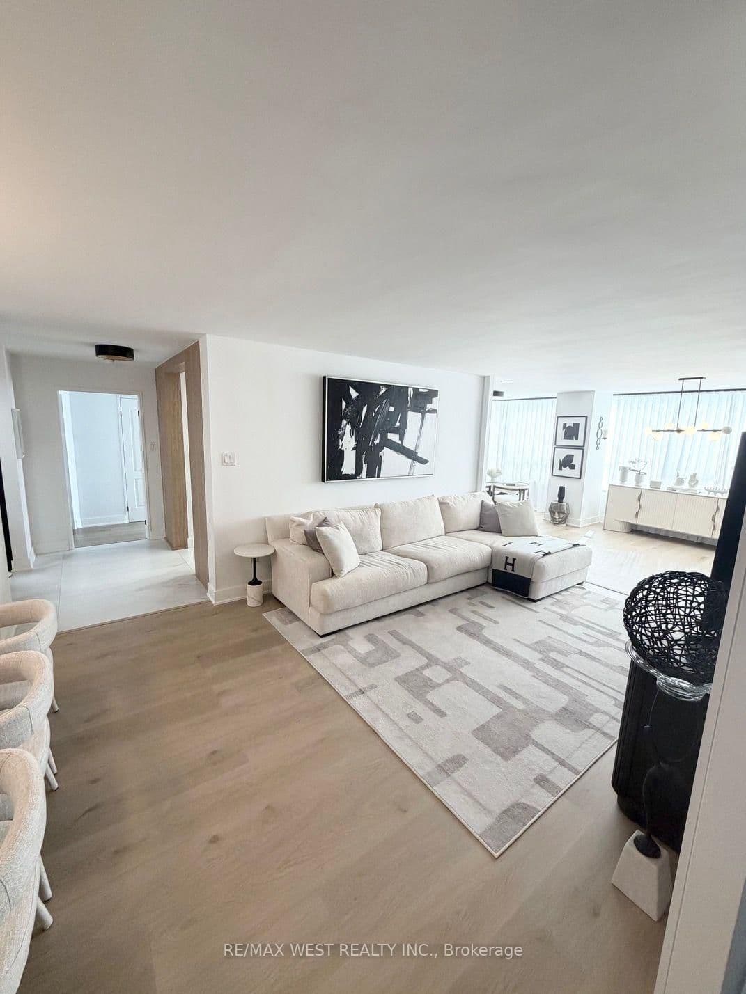 7 Townsgate Drive, Unit 1408 thumbnail 31