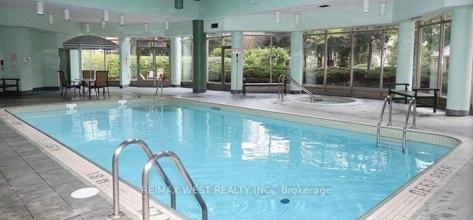 7 Townsgate Drive, Unit 1408 thumbnail 4