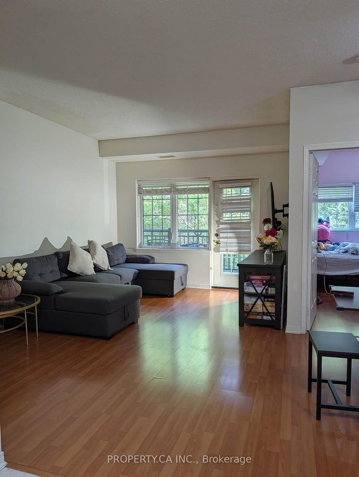 9471 Jane Street, Unit 106 thumbnail 2