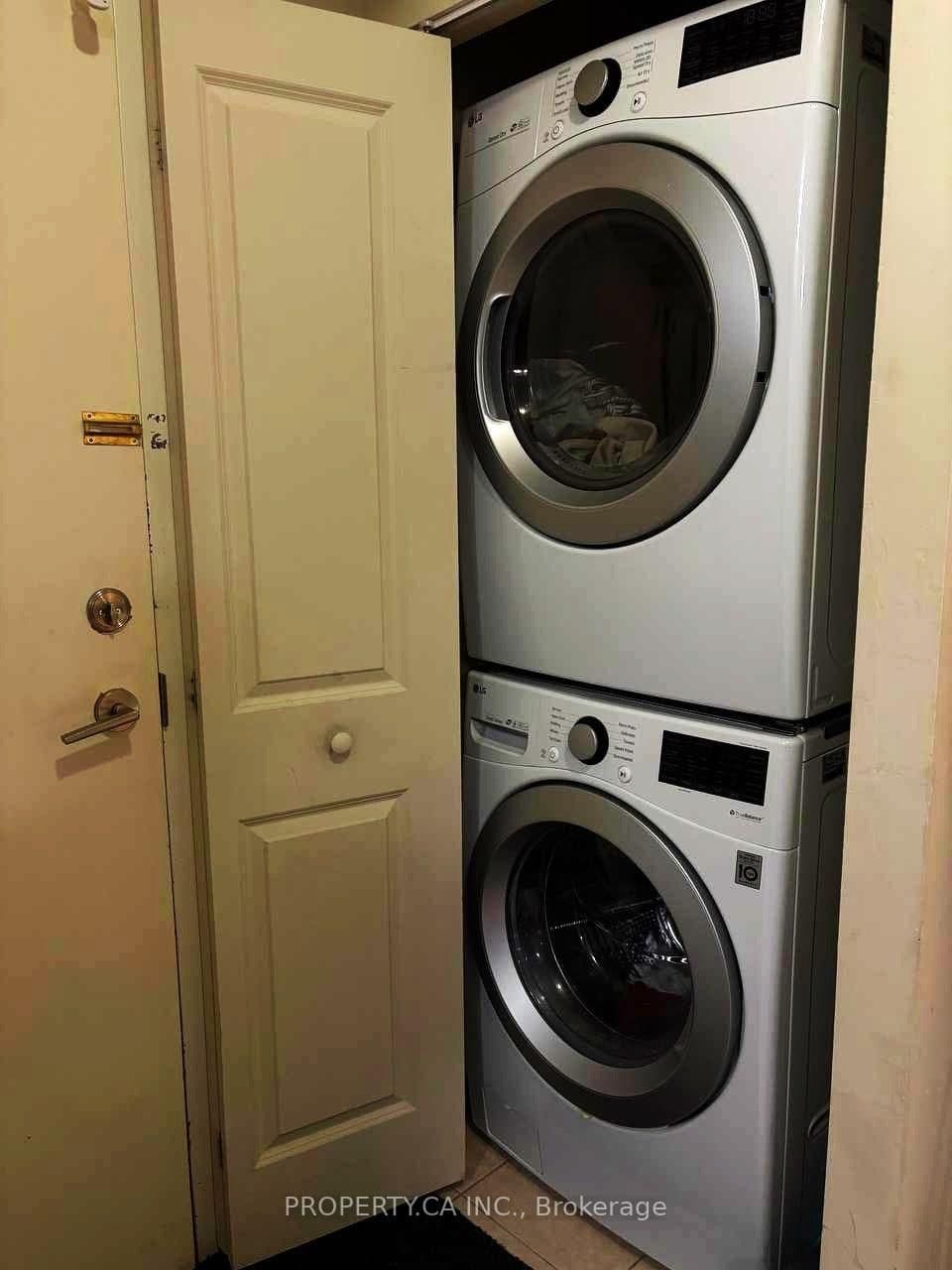 9471 Jane Street, Unit 106 thumbnail 21