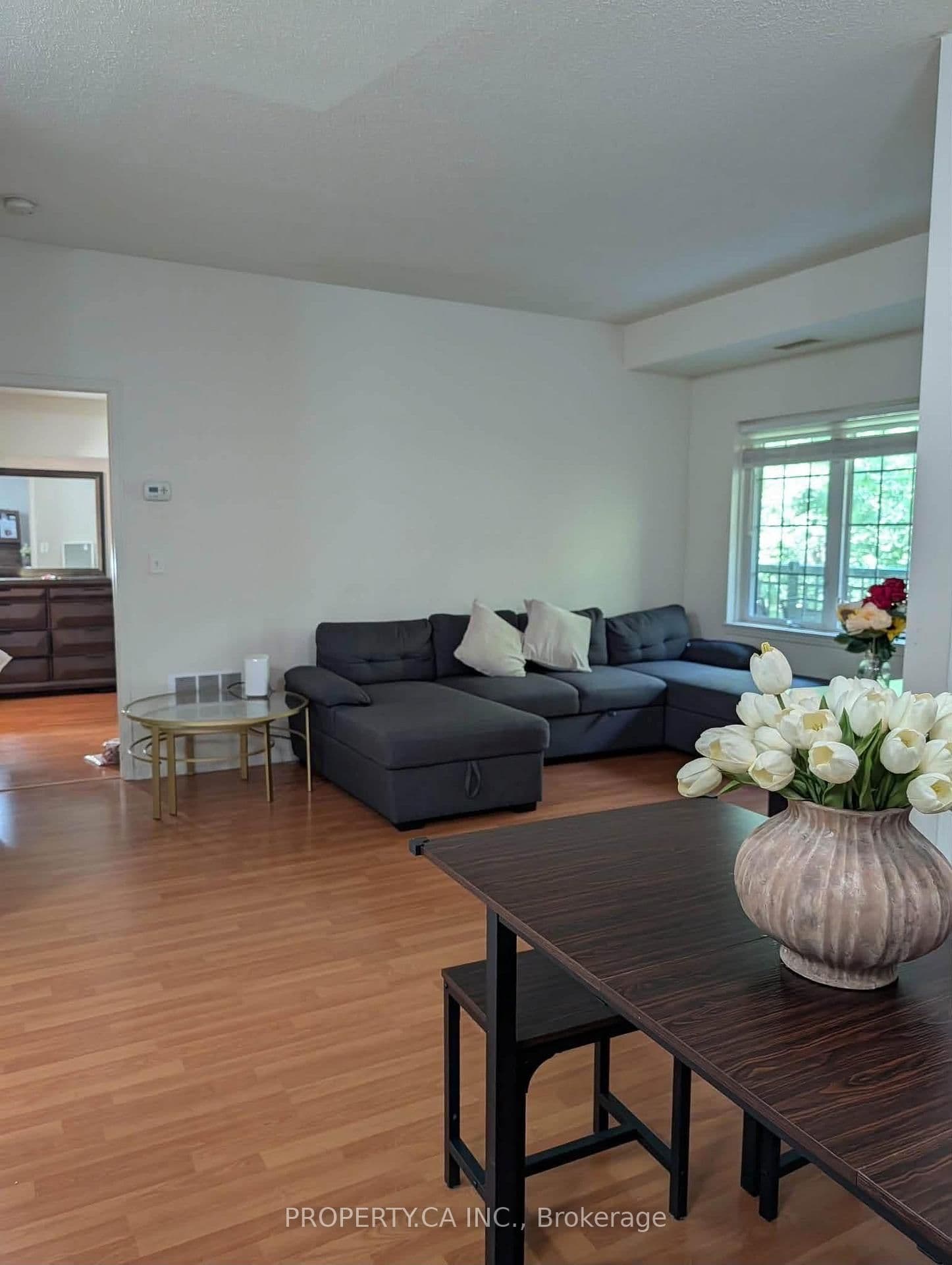 9471 Jane Street, Unit 106 thumbnail 5