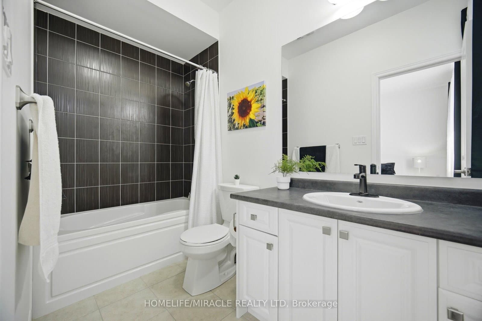 642 Barons Street thumbnail 31