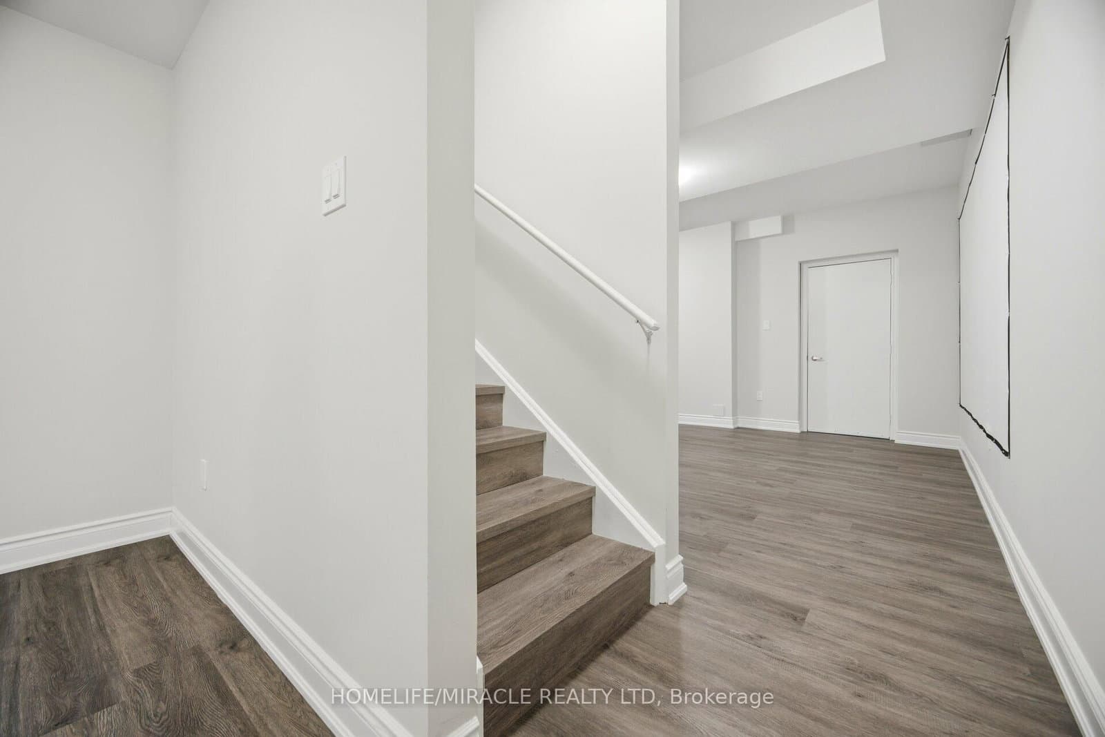 642 Barons Street thumbnail 37